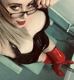 Mistress Cleopantha Mistress - North West