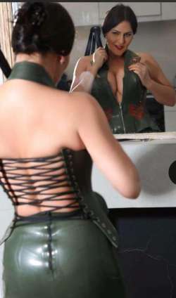 "Mistress Izabel" Mistress