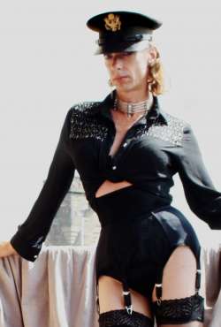 Lady Karma Mistress Camden photo 3