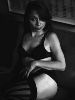 Olivia Vexx Mistress Boise photo 4