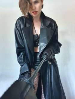Mistress Elena Mistress Lisbon photo 2