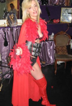 Mistress Maisie from City Of London - Mistress